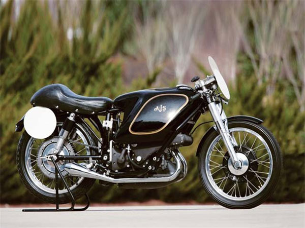 Xe Harley-Davidson Cosmic Starship - 3 triệu USD